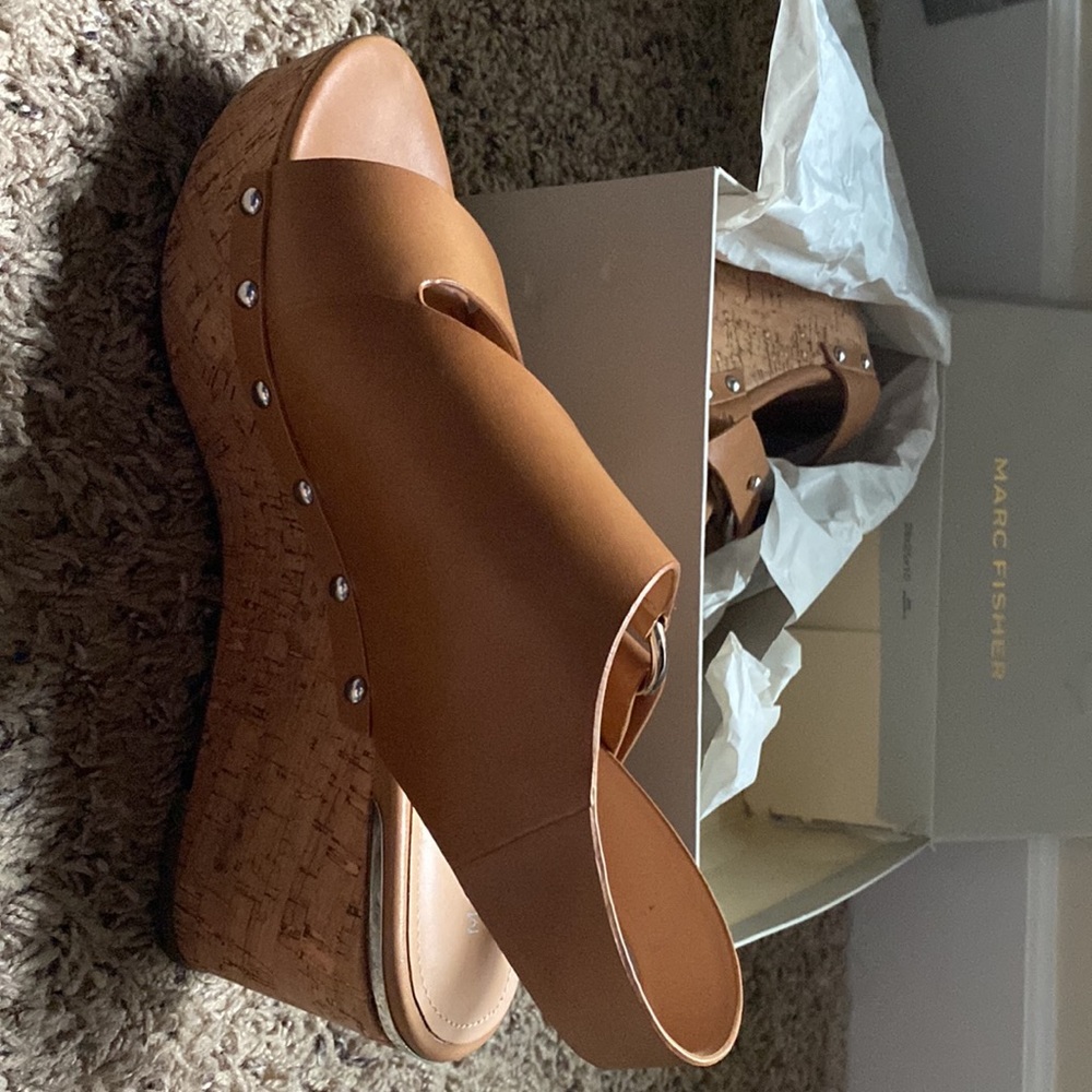 I just never wore these fabulous shoes. - Picture 3 of 5